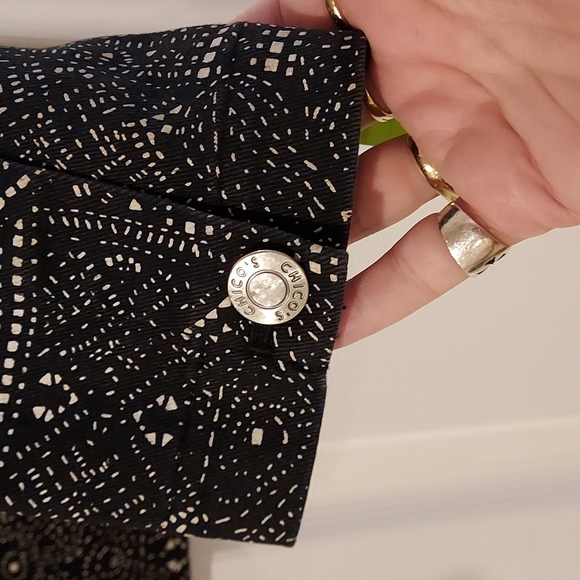 Women's Size 0 Chico's  Black/White  Denim Jacket NWOT - Picture 4 of 11